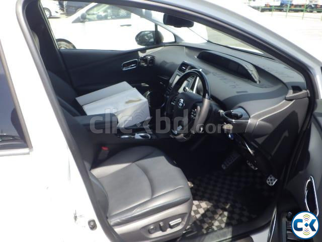TOYOTA PRIUS A TOURING SELECTION PACK 2019 MODEL | ClickBD image 4