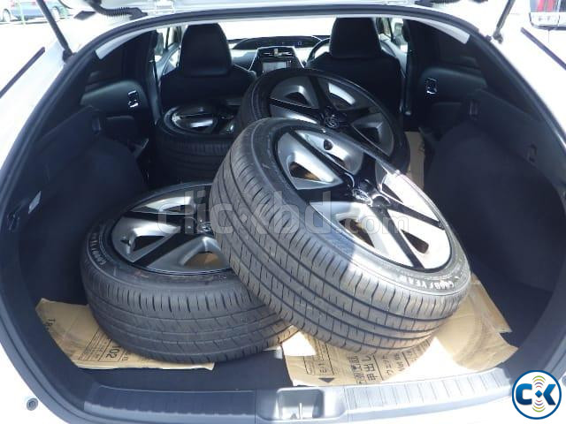 TOYOTA PRIUS A TOURING SELECTION PACK 2019 MODEL | ClickBD image 5