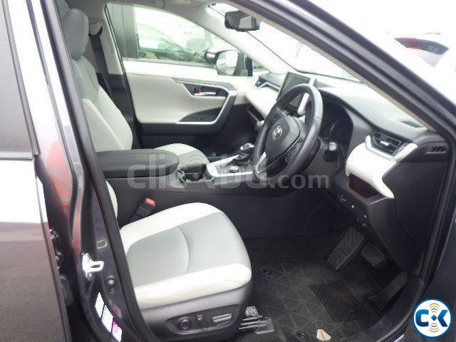 TOYOTA RAV4 4WD HYBRID G PACK 2019 MODEL price in Bangladesh | ClickBD image 5