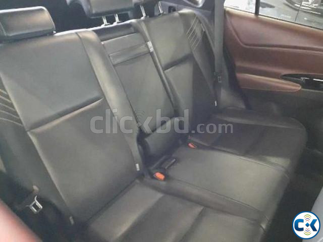 TOYOTA HARRIER PROGRESS METAL AND LEATHER PACK NON HV 2019 | ClickBD image 5