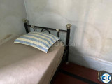 Single bed wrought iron on slae Single bed wrought iron on slae