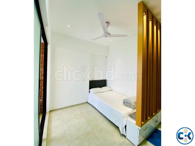 Rent a Stylish Furnished 2-Bedroom Apartment in Baridhara. large image 1