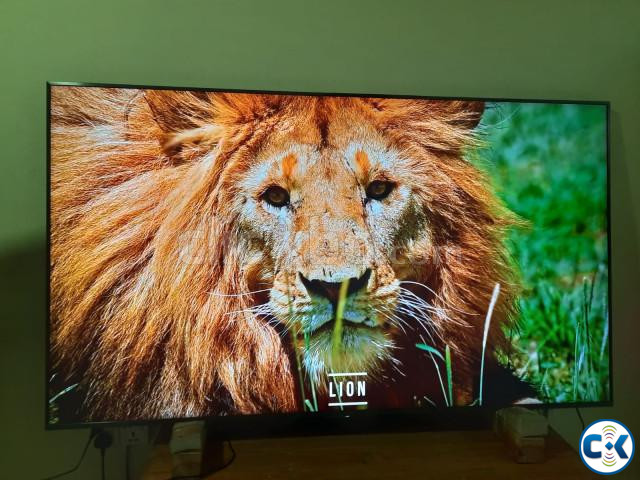 Samsung 55AU8100 55 Crystal UHD 4K Smart TV large image 1