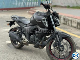 Yamaha FZS V4 FZS New 2025 Bold Looks Smart Features