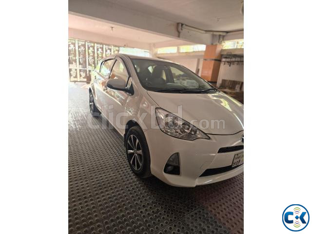 Toyata Aqua 2015 Japan Family Used Car large image 1