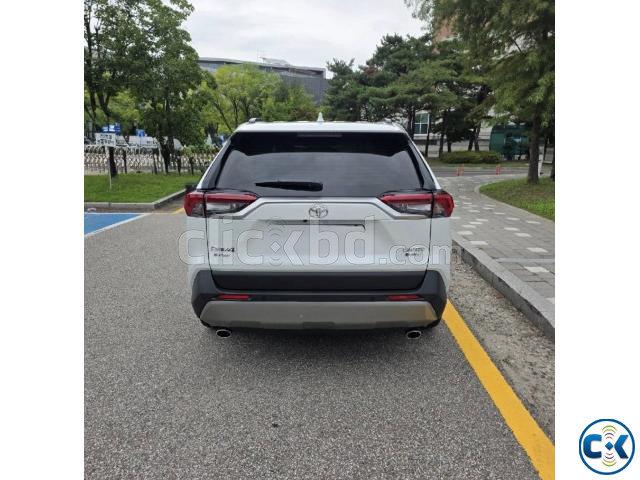 Toyota Rav4 2025 large image 3