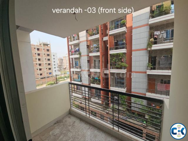 AFTABNAGAR READY FLATS AT1680 SFT SALE. large image 3