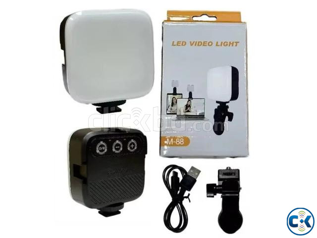 M88 Handheld LED Video Light Rechargable large image 2