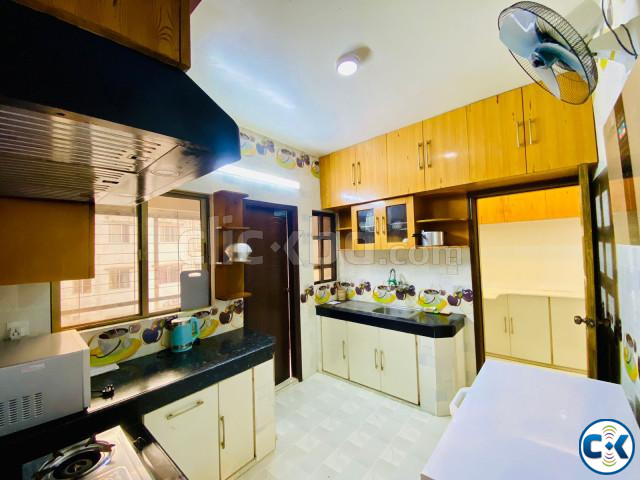 Elegance 4-Bedroom Apartment Rent in Bashundhara R A large image 2