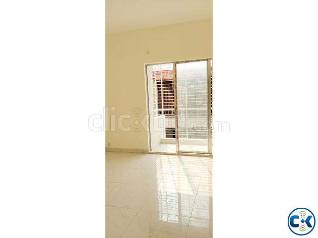 Ready flat for sale large image 3