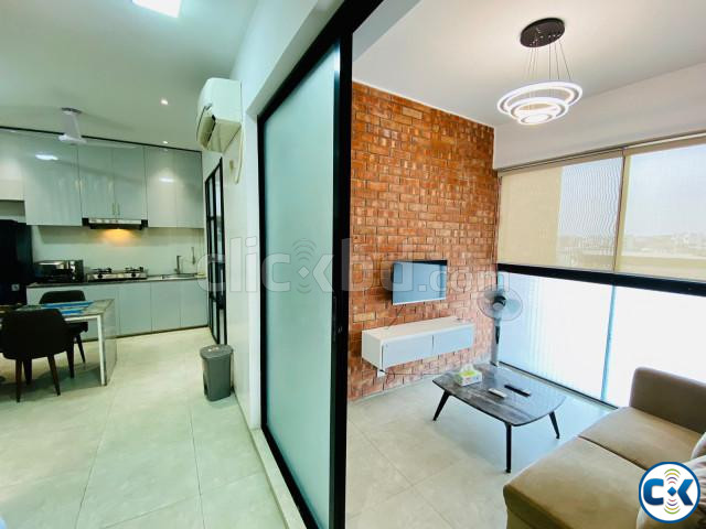 Modern Furnished 2-Bed Apartment Rent in Baridhara Dhaka large image 2