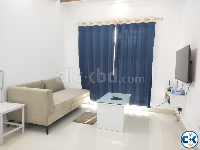 Furnished 2-Bedroom Apartment Rent in Bashundhara R A Dhaka large image 3