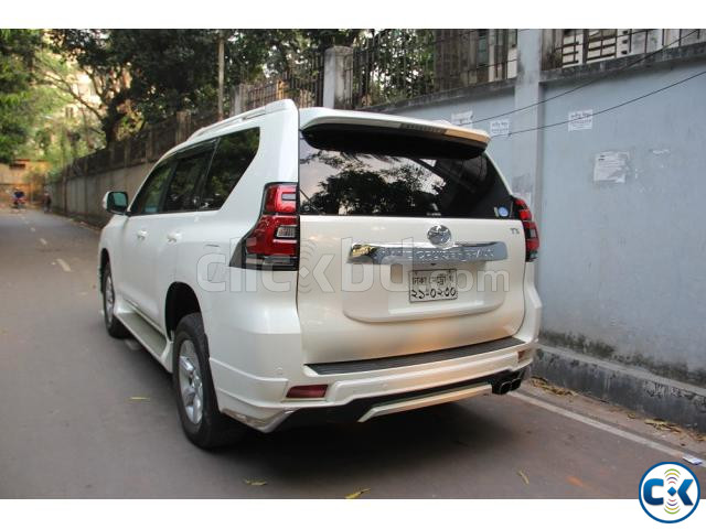 Toyota Land Cruiser Prado TX LTD Luxury SUV large image 2