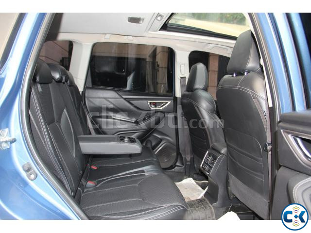 Subaru Forester 2019 Premium Blue Fully Loaded large image 4
