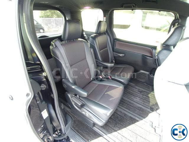 Toyota Esquire 2021 price in Bangladesh | ClickBD image 2