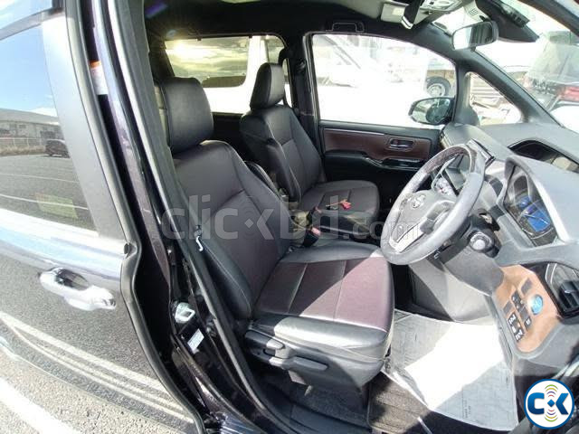 Toyota Esquire 2021 price in Bangladesh | ClickBD image 5