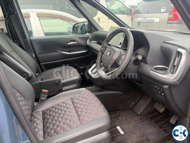 Toyota Voxy 2025 price in Bangladesh | ClickBD image 4