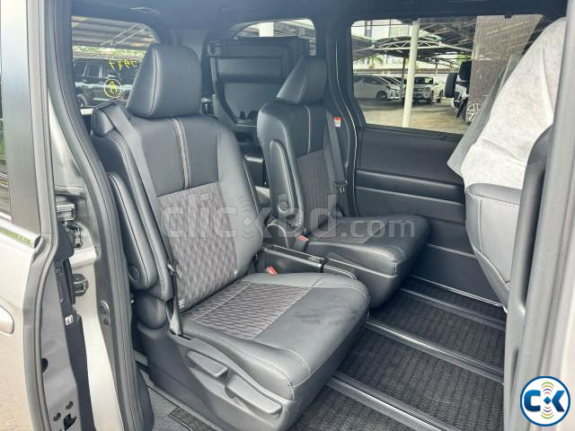 Toyota Noah 2023 price in Bangladesh | ClickBD image 2