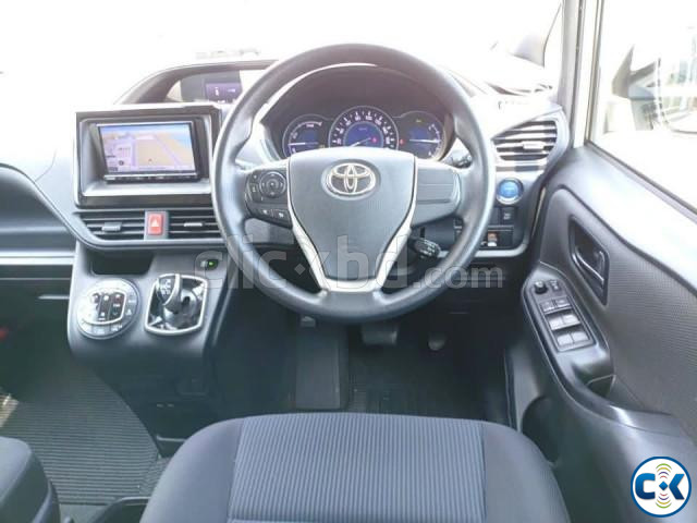 Toyota Noah 1.8 FWD Hybrid 7 Seater 2021 Pearl | ClickBD image 2