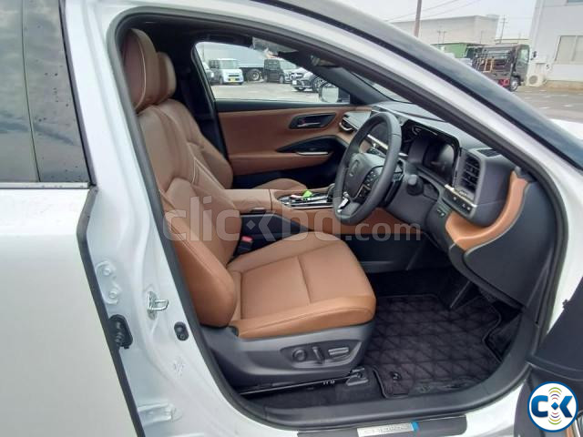 Toyota Crown Estate Z Pkg 2025 Hybrid price in Bangladesh | ClickBD image 3