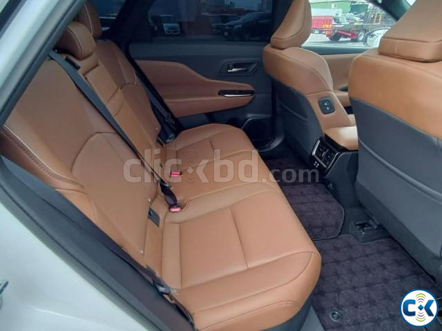 Toyota Crown Estate Z Pkg 2025 Hybrid price in Bangladesh | ClickBD image 5