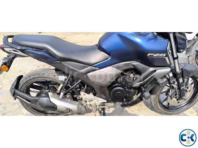 Yamaha FZS V3 ABS - Low KM Run 2nd Owner Emergency Sale | ClickBD image 3