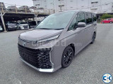 TOYOTA VOXY S-Z HYBRID BRAND NEW