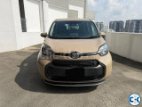 Toyota Sienta 2023