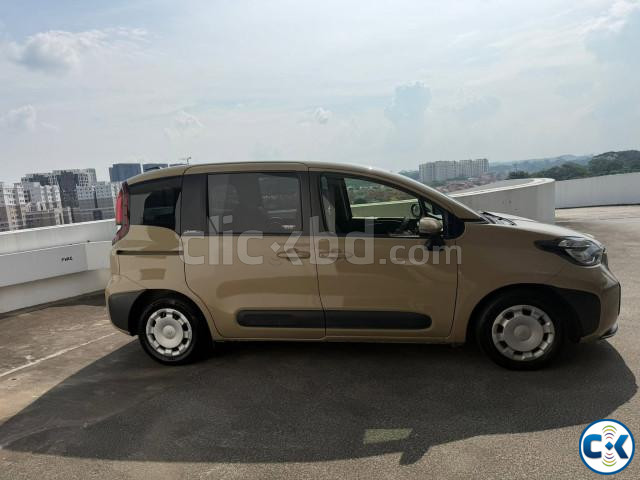 Toyota Sienta 2023 price in Bangladesh | ClickBD image 3