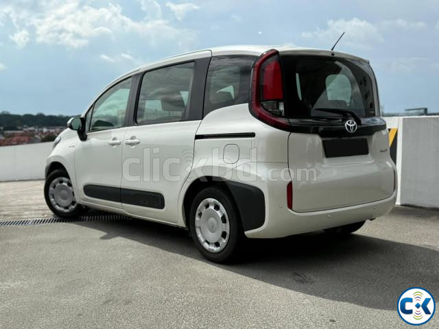 TOYOTA SIENTA 2023 price in Bangladesh | ClickBD image 3