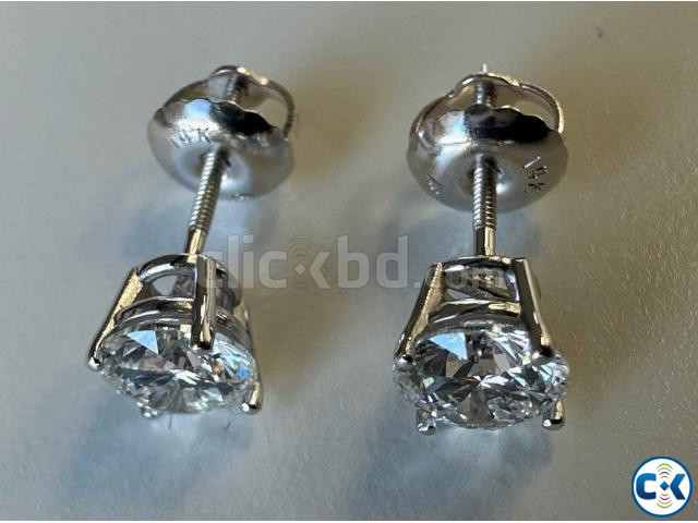 Diamond Earrings and Pendant Total Weight 2.10 Carat | ClickBD image 5