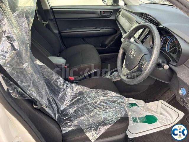 TOYOTA AXIO EX WHITE 2022 price in Bangladesh | ClickBD image 3