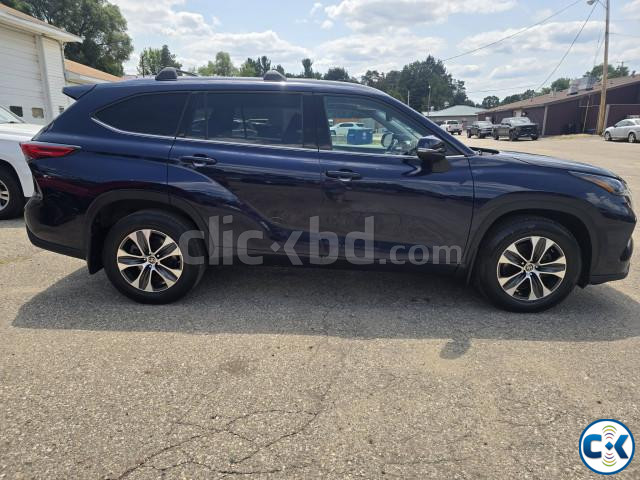 Toyota Highlander 2022 price in Bangladesh | ClickBD image 4