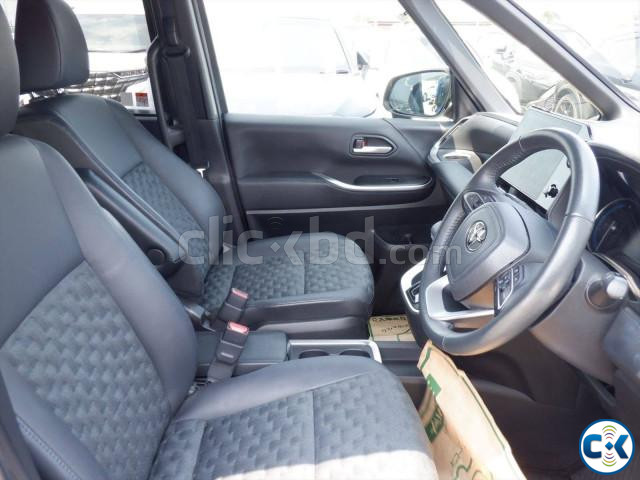 Toyota Voxy 2022 price in Bangladesh | ClickBD image 3