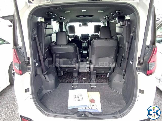 TOYOTA NOAH HYBRID S-Z 2023 MODEL price in Bangladesh | ClickBD image 3