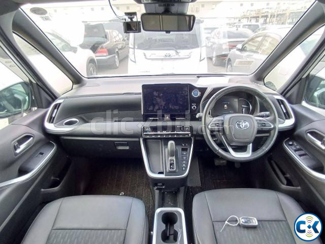 TOYOTA NOAH HYBRID S-Z 2023 MODEL price in Bangladesh | ClickBD image 5