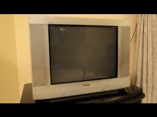 Sony 21 Flat color TV 7 500 trolley Tk. 4 500