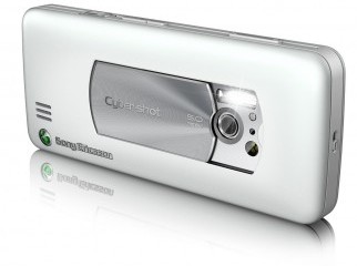 Sony Ericsson C901 GreanHeart. Super fresh.