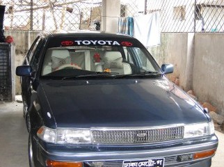 TOYOTA Corona Select Saloon-VERY URGENT SELL TOYOTA Corona Select Saloon-VERY URGENT SELL