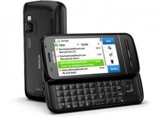 NOKIA C6 Allmost brand new with waranty card NOKIA C6 Allmost brand new with waranty card