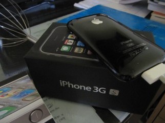 Apple iPhone 3GS 32GB Black Factory Unlocked Apple iPhone 3GS 32GB Black Factory Unlocked