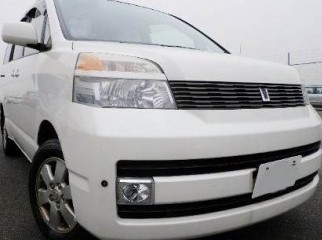 Superb Condition Toyota Voxy 2004 Superb Condition Toyota Voxy 2004