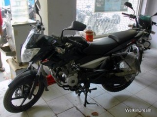 Pulsar 135 LS