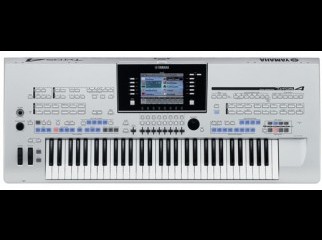 For sale Yamaha Tyros 4 Pro Arranger Workstation 61-Key