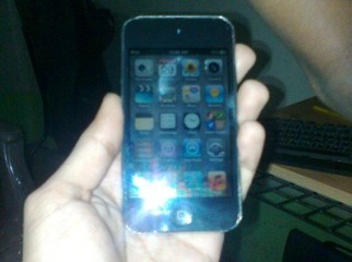 Apple Ipod 4g 64gb sell urgent need money b4 valantine