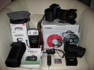 FOR SALE Brand New Unlock Canon AND NIKON EOS Pro