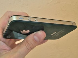 urgent sell i-phone 4 urgent sell i-phone 4