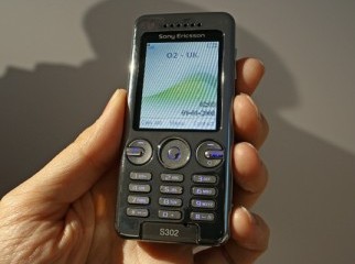 Sony Ericsson S302 Model-S302 EDGE modem 2 megapixel camera Sony Ericsson S302 Model-S302 EDGE modem 2 megapixel camera