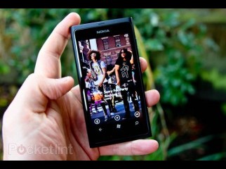 Nokia LUMIA 800 16gb BLACK Brand New with all acc Nokia LUMIA 800 16gb BLACK Brand New with all acc