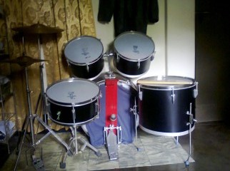 Beginner Drums for Sale 7 pieces deshi tama